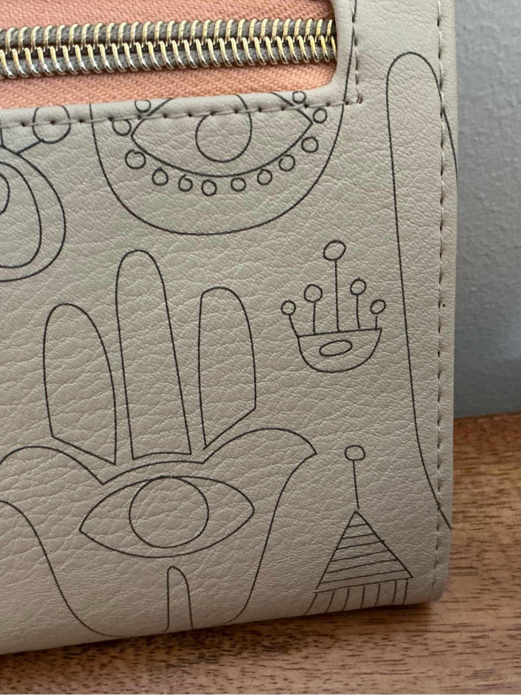 Jungalow By Justina Blakeney Wristlet Wallet Cream Sun Hamsa Print Tassel Strap — image 6 of 8